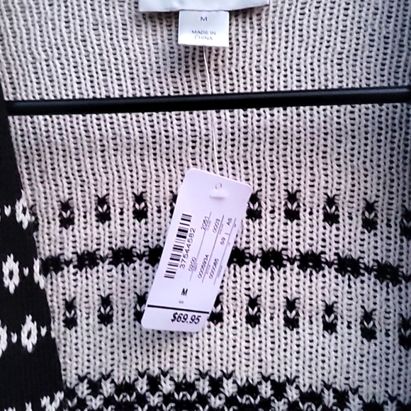 CHRISTOPHER &BANKS WOMENS SWEATER SIZE MEDIUM NWT - Picture 9 of 16